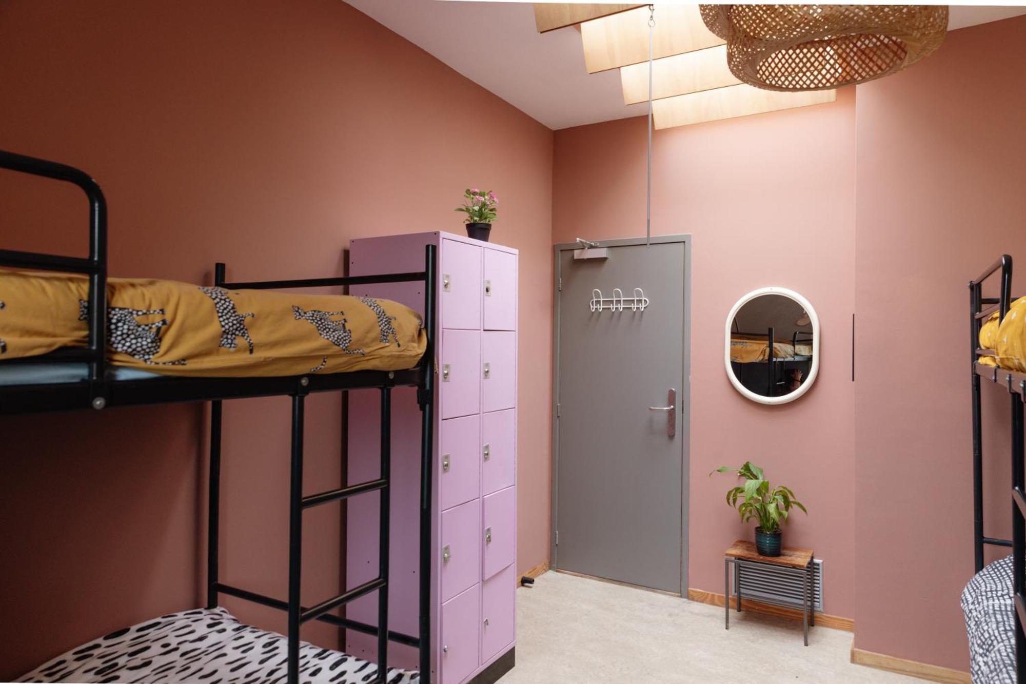 Bed 6-Bed Dormitory Room,1341747023:JPEG